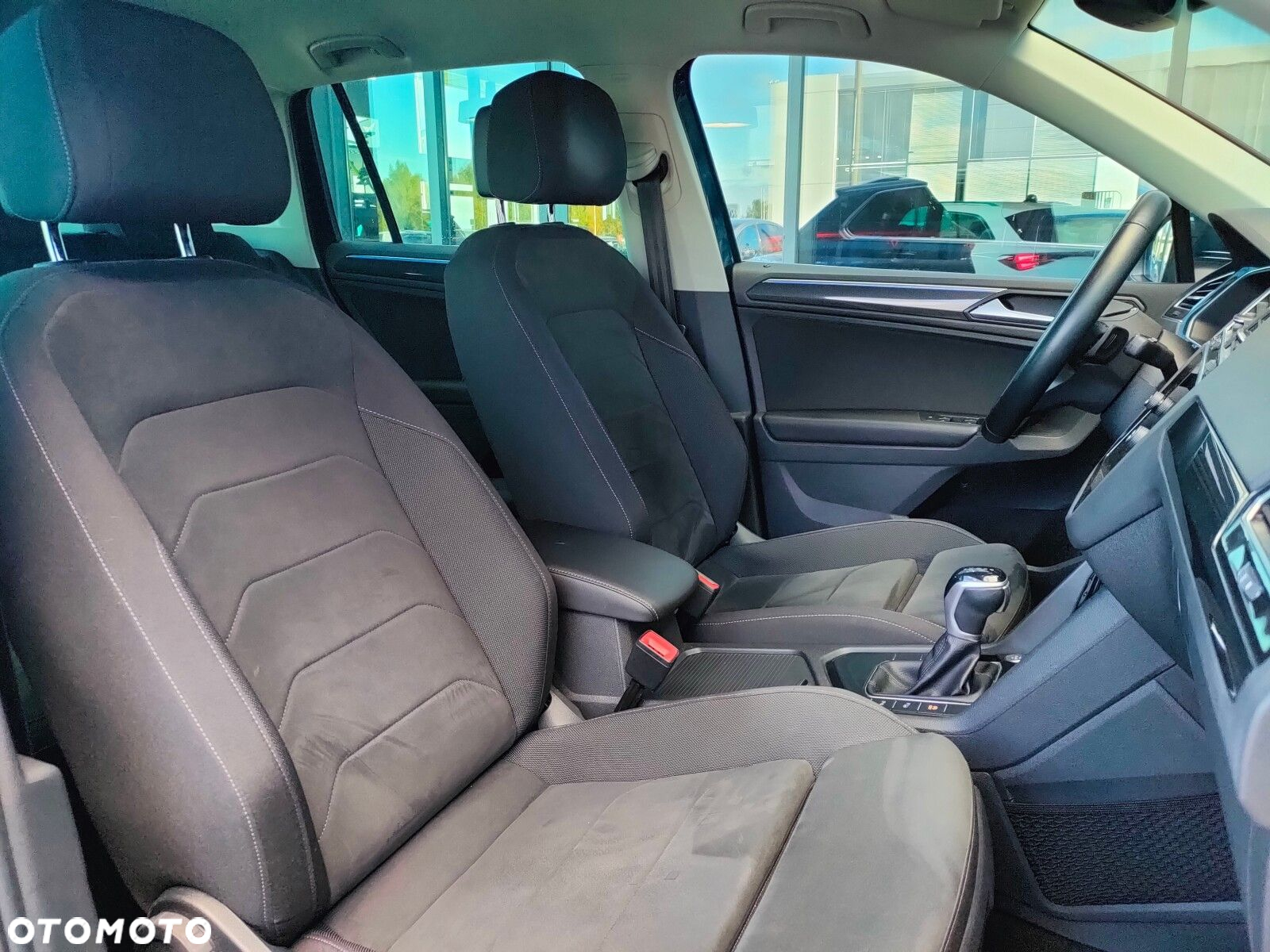 Volkswagen Tiguan 1.5 TSI EVO Elegance DSG - 18