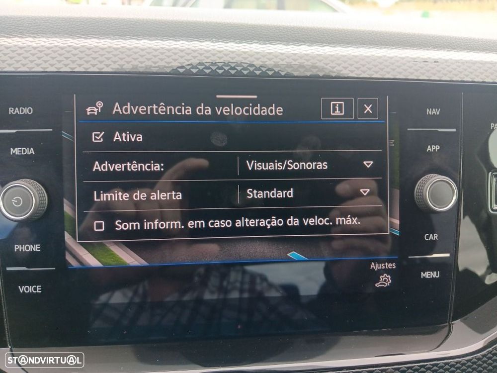 VW Taigo 1.0 TSI Urban DSG - 17