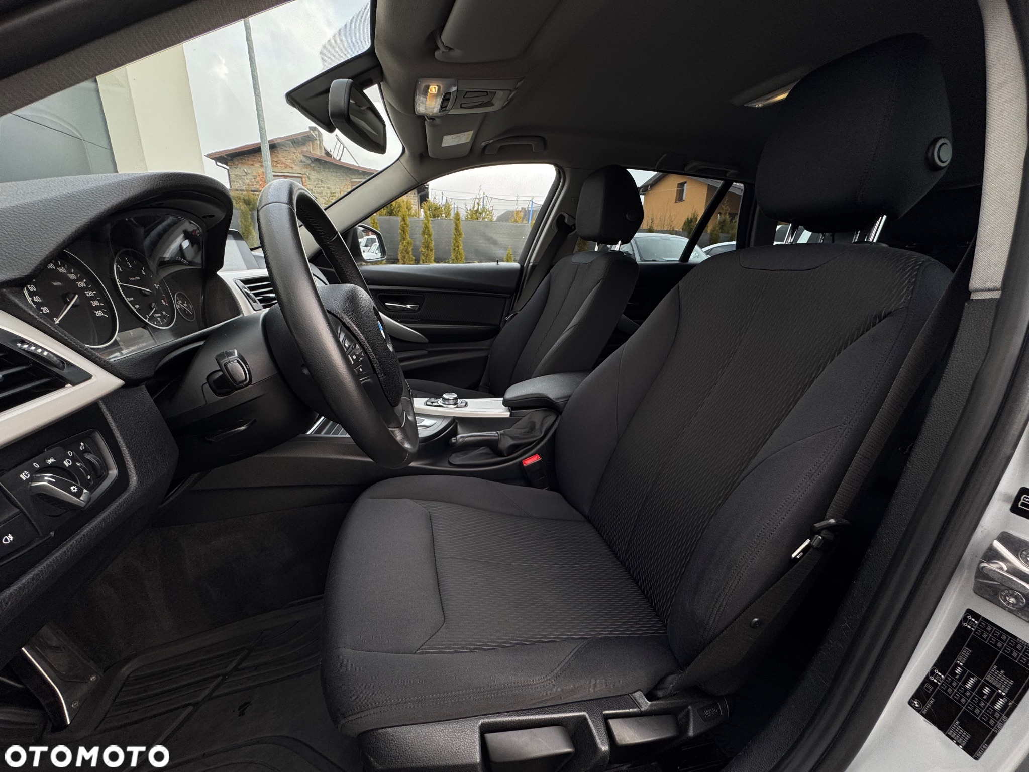 BMW Seria 3 - 14