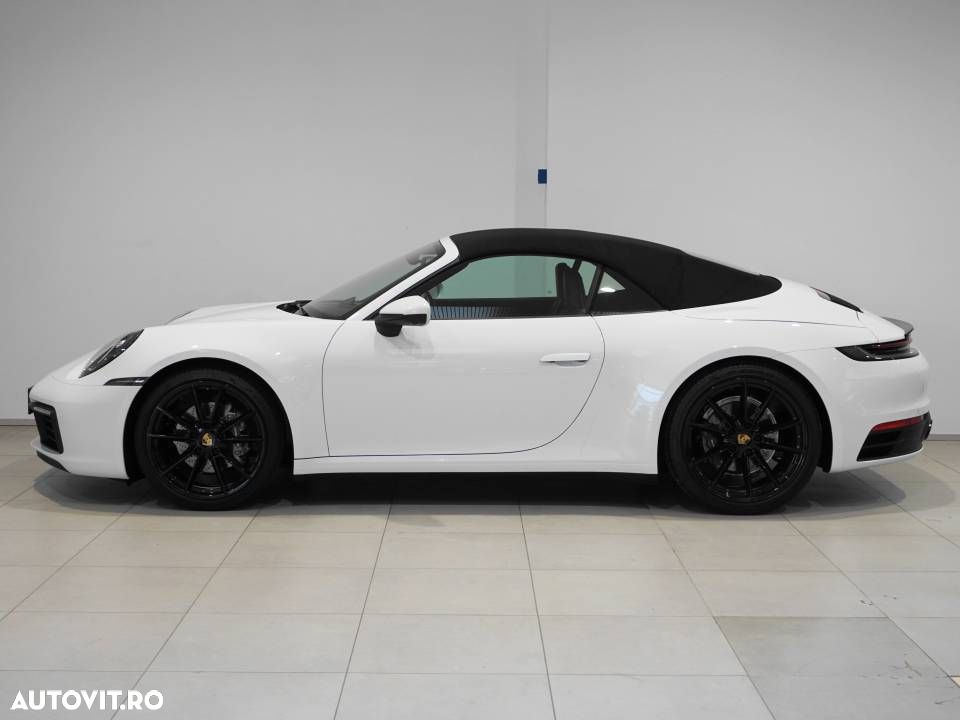 Porsche 911 Carrera Cabriolet PDK - 2