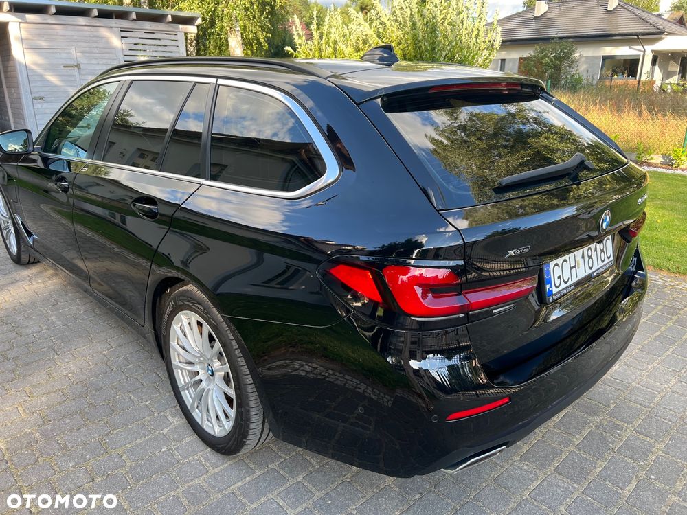 BMW Seria 5 530e xDrive - 11
