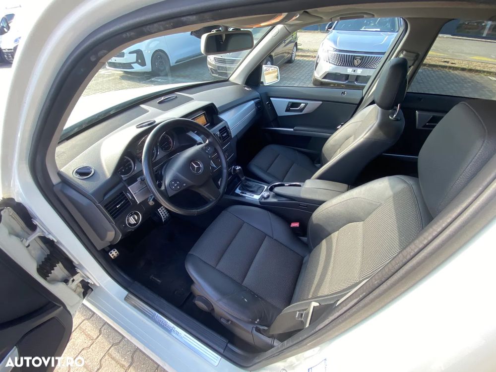 Mercedes-Benz GLK 220 CDI 4MATIC (BlueEFFICIENCY) 7G-TRONIC - 16