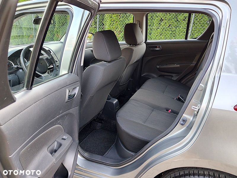 Suzuki Swift 1.2 Premium - 6