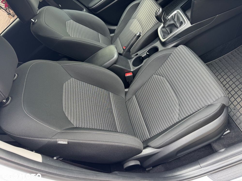 Kia Ceed 1.5 T-GDI M - 21