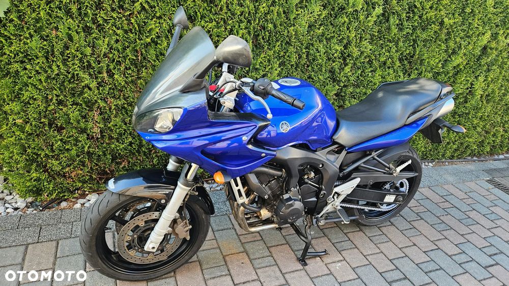 Yamaha FZ6 - 3