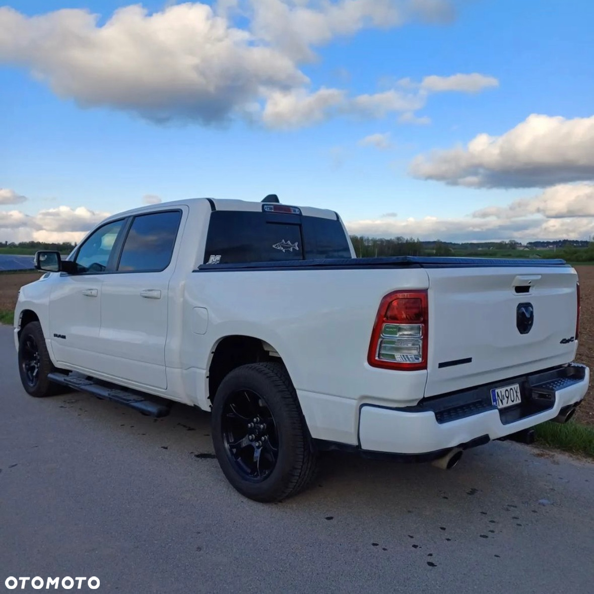 Dodge RAM 1500 5.7 4x4 - 5