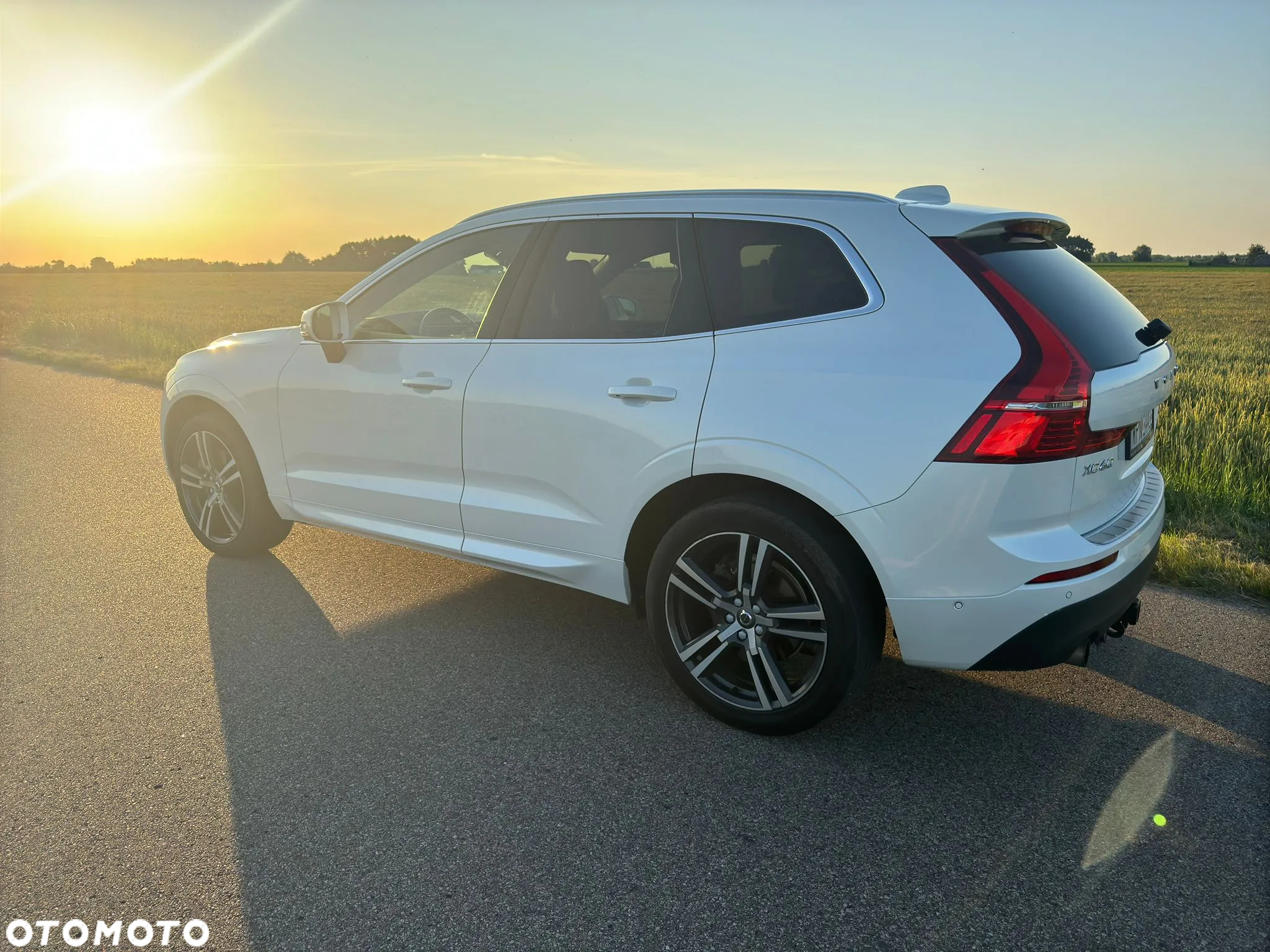 Volvo XC 60 T6 AWD Momentum - 6