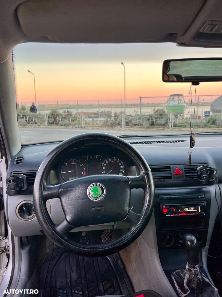 Skoda Octavia 1.9 TDI Ambiente - 10