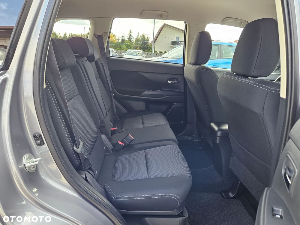 Mitsubishi Outlander 2.0 City Style 2WD - 23