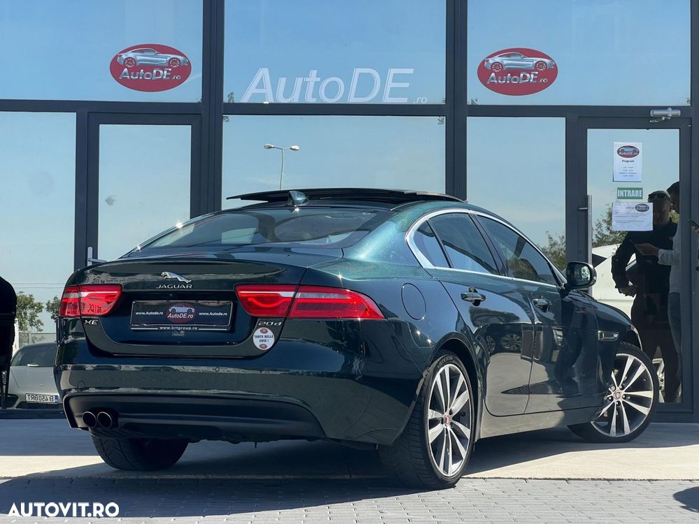 Jaguar XE 20d Aut. Portfolio - 4