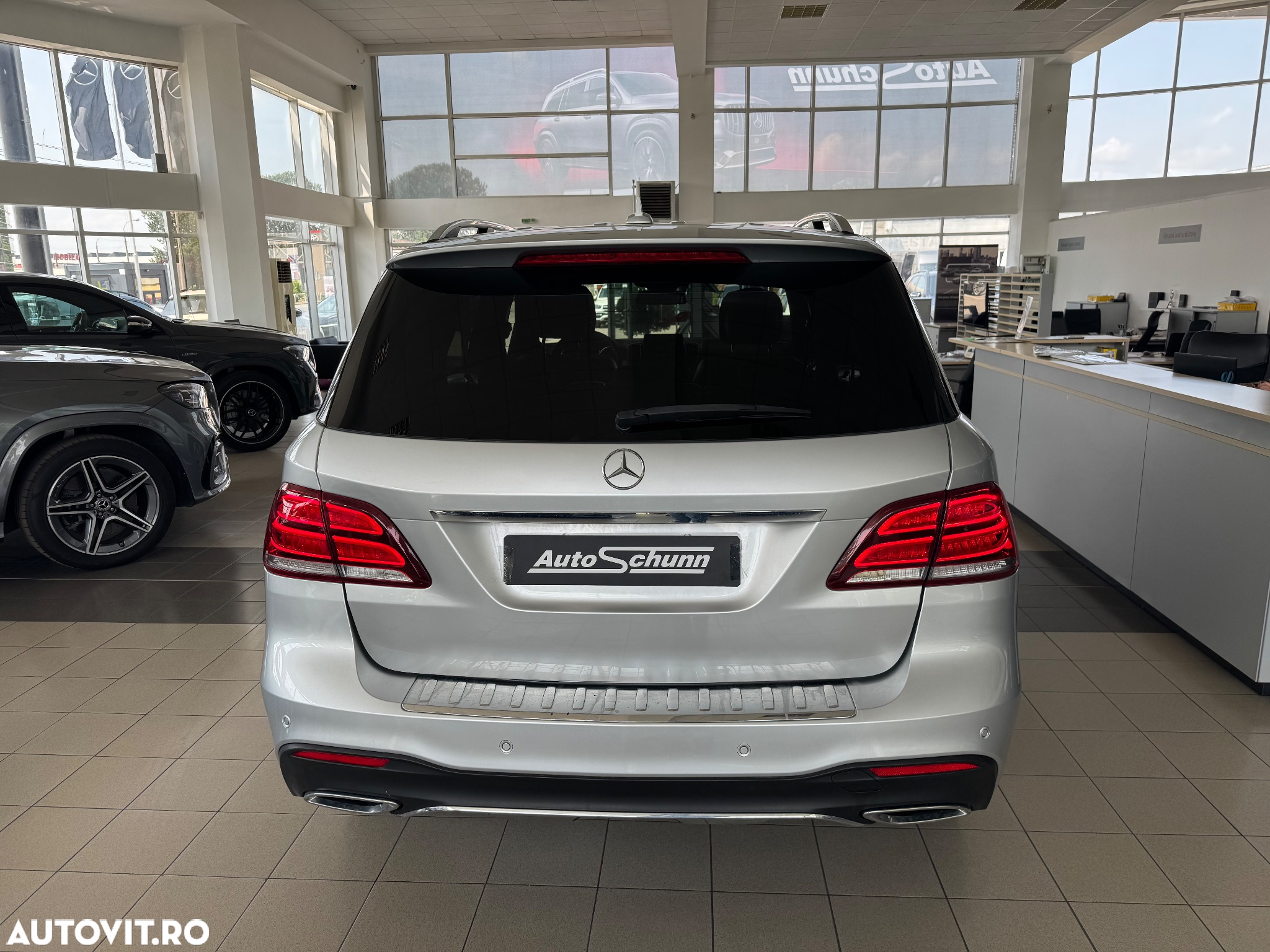 Mercedes-Benz GLE 350 d 4MATIC - 9