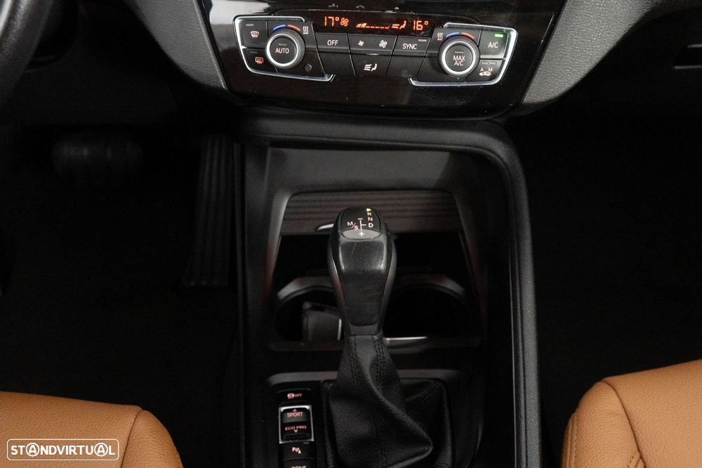 BMW X1 25 e xDrive Corporate Edition - 28