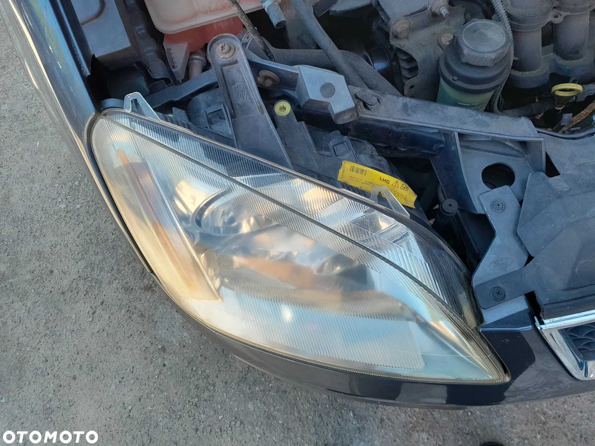 Lampa przednia prawa FORD C-max mk1 EU - 6