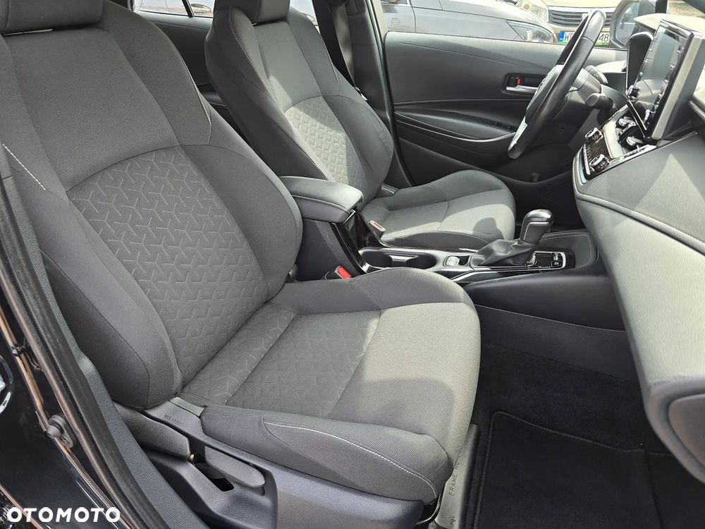 Toyota Corolla 1.8 Business Edition - 14