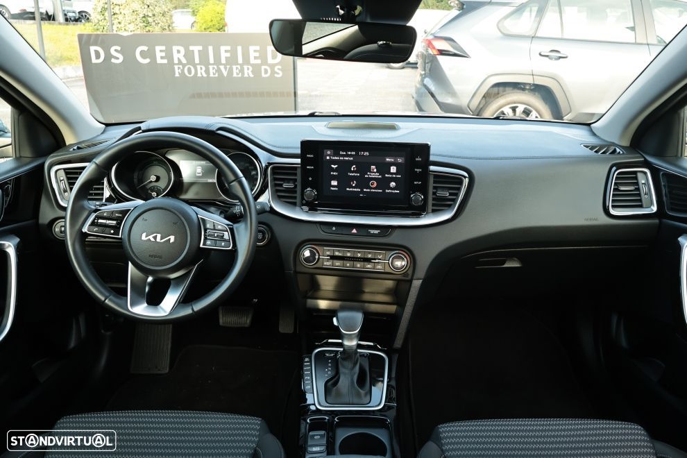 Kia XCeed 1.6 GDi PHEV Drive - 12