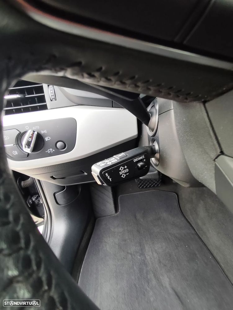 Audi A4 Avant 2.0 TDI quattro Advance S tronic - 19