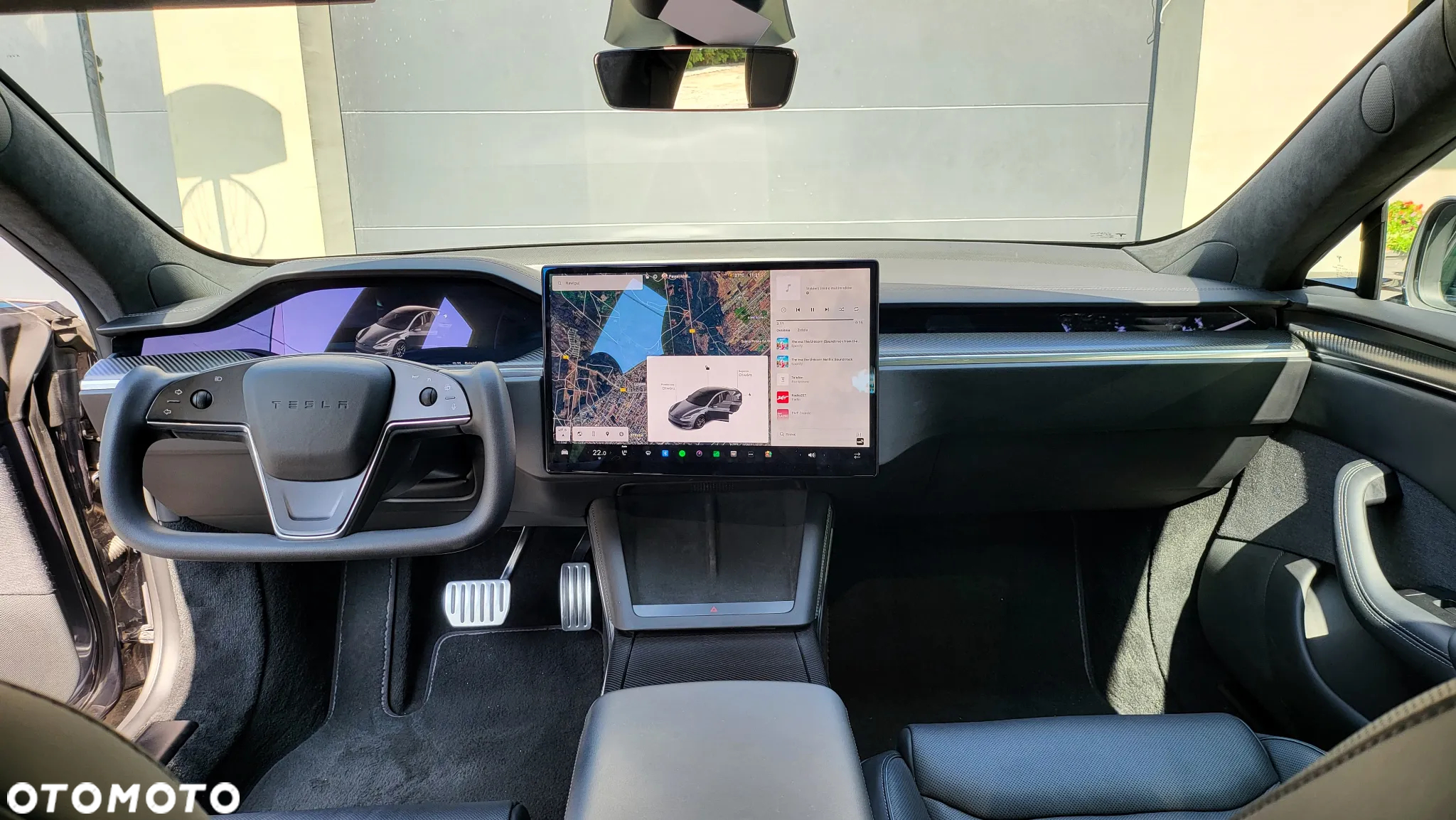 Tesla Model S Plaid - 10