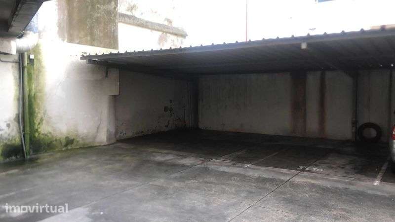 Lugar de estacionamento disponível para aluguer no Centro do Porto! - Grande imagem: 3/8