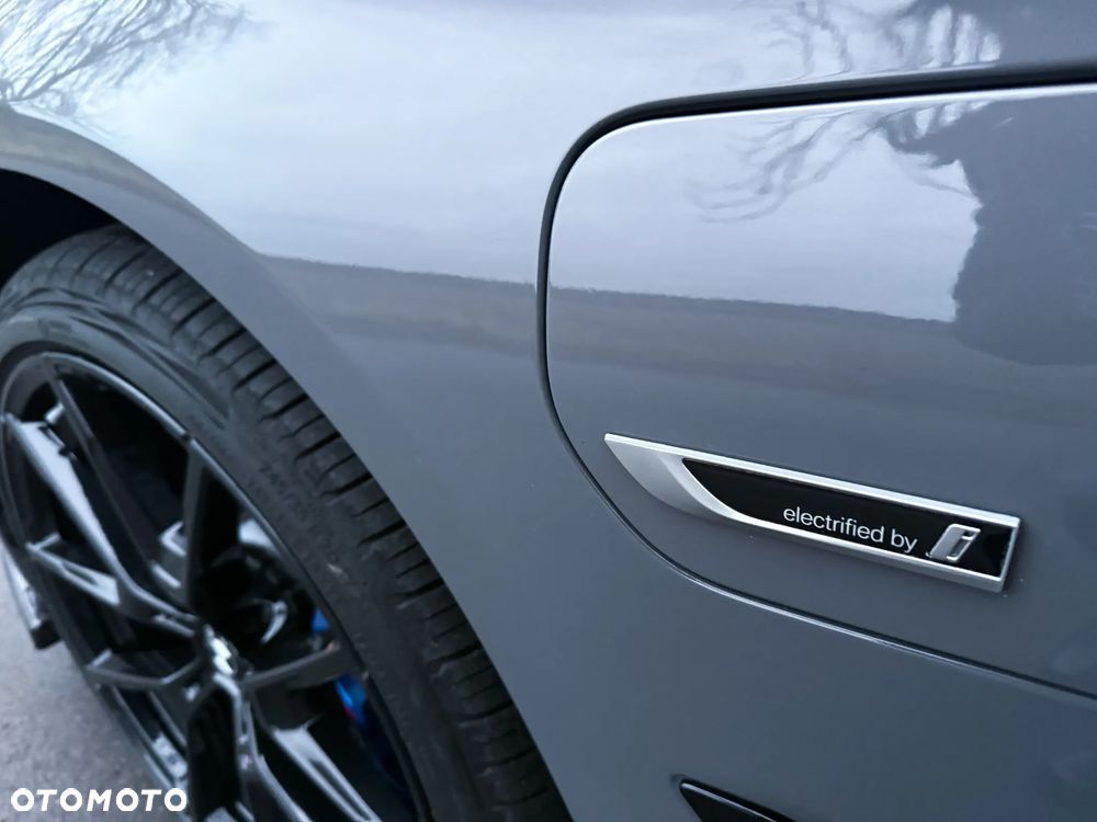 BMW Seria 5 545e xDrive M Sport Edition - 35