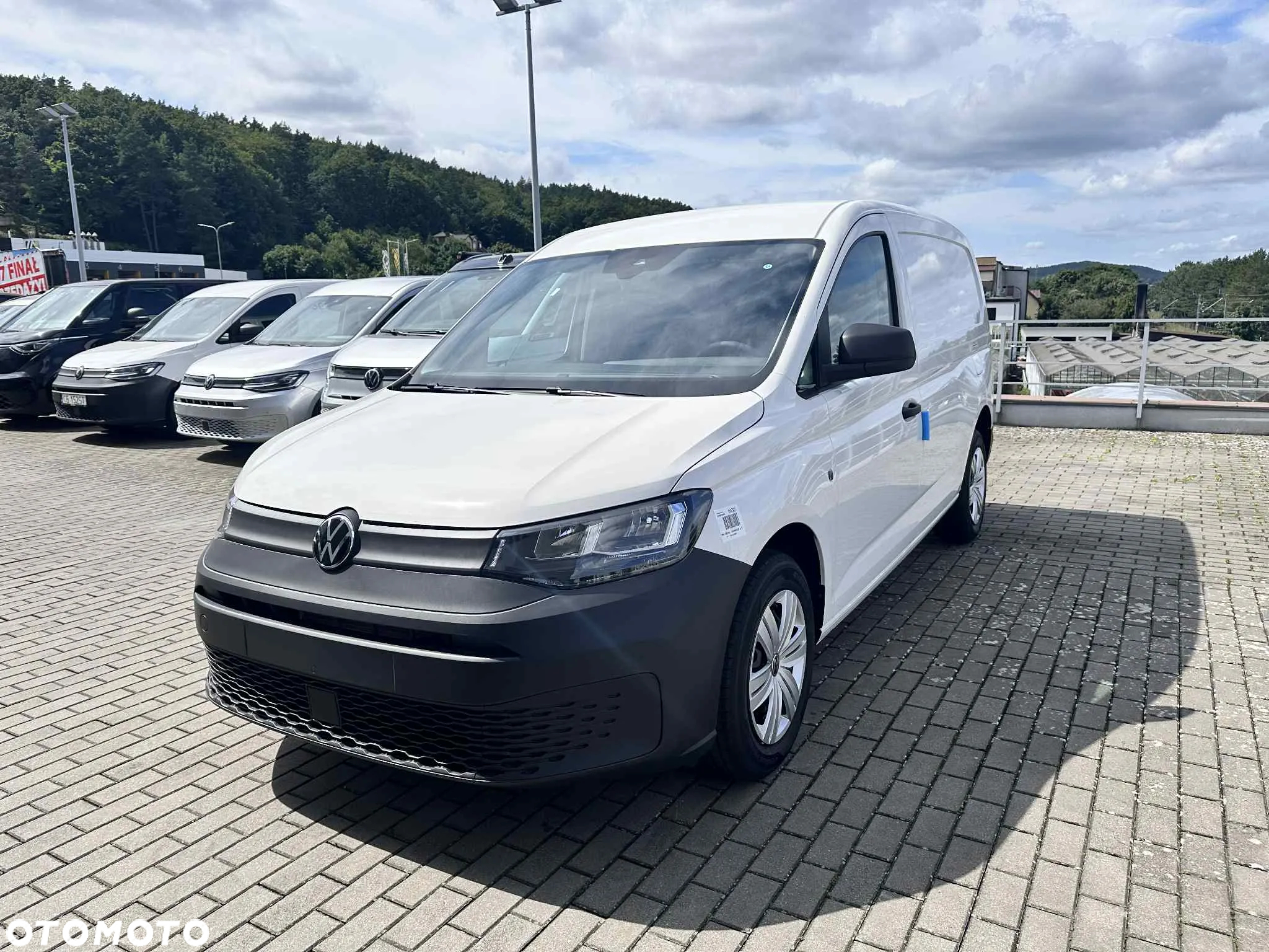 Volkswagen Caddy Cargo MAXI - 4