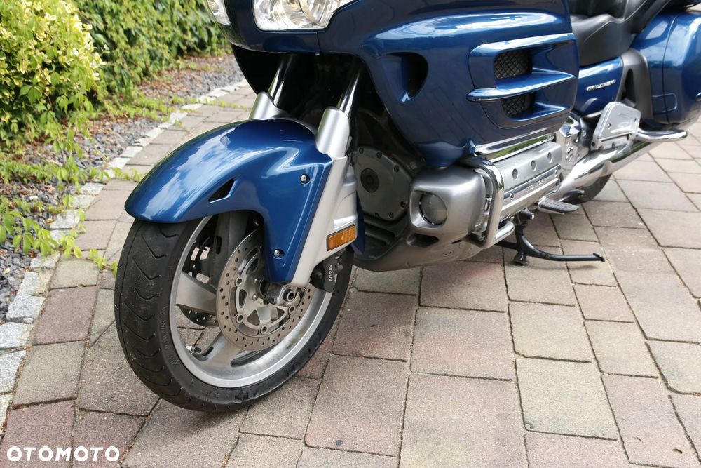 Honda GL - 18