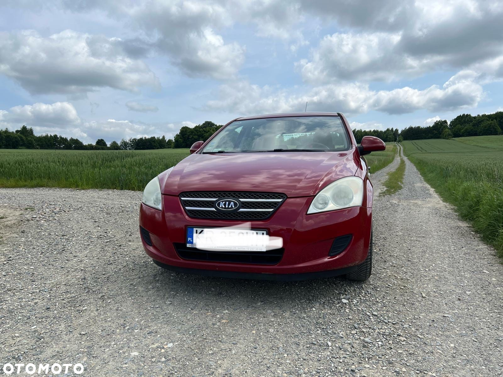 Kia Ceed - 2