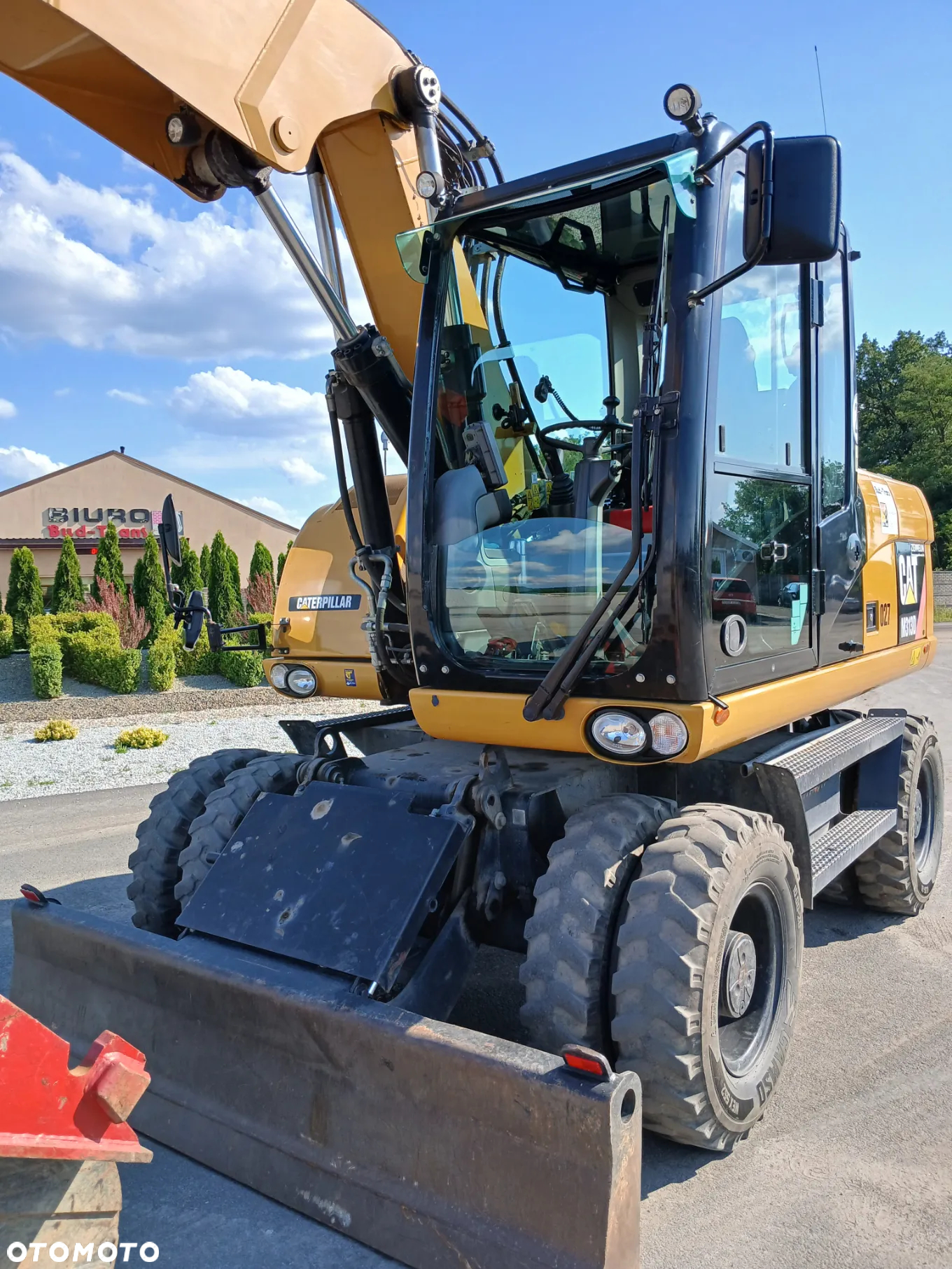 Caterpillar M313d - 11