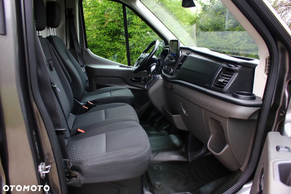 Ford TRANSIT 2.0 TDCI 170KM AUTOMAT L2H2 BLASZAK 3 OSOBOWY NAVIGACJA KAMERA - 28