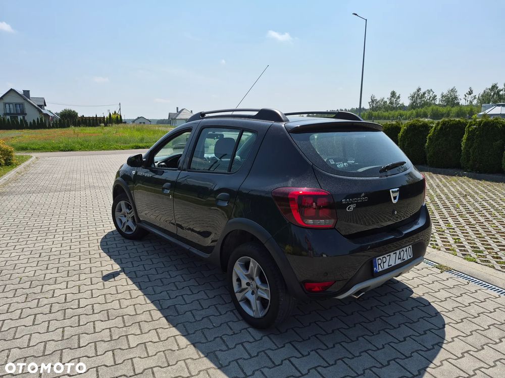 Dacia Sandero Stepway dCi 90 (S&S) Essential - 19