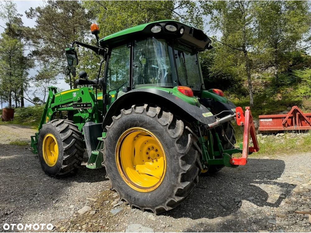 John Deere 5100 R Napęd 4x4 - 3