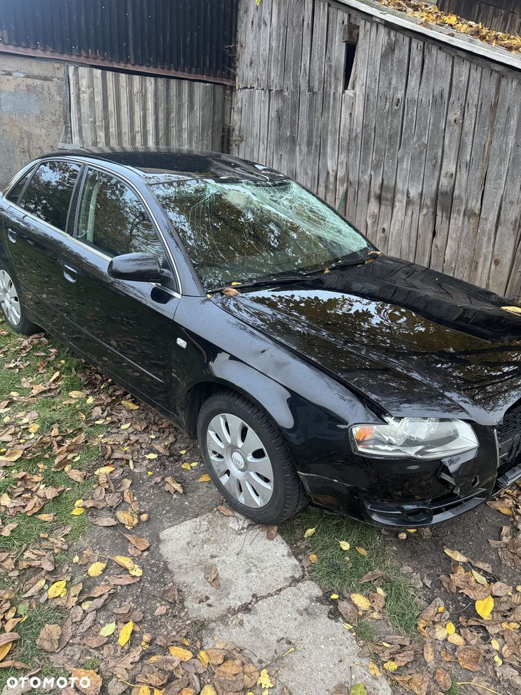 Audi A4 Limousine - 3