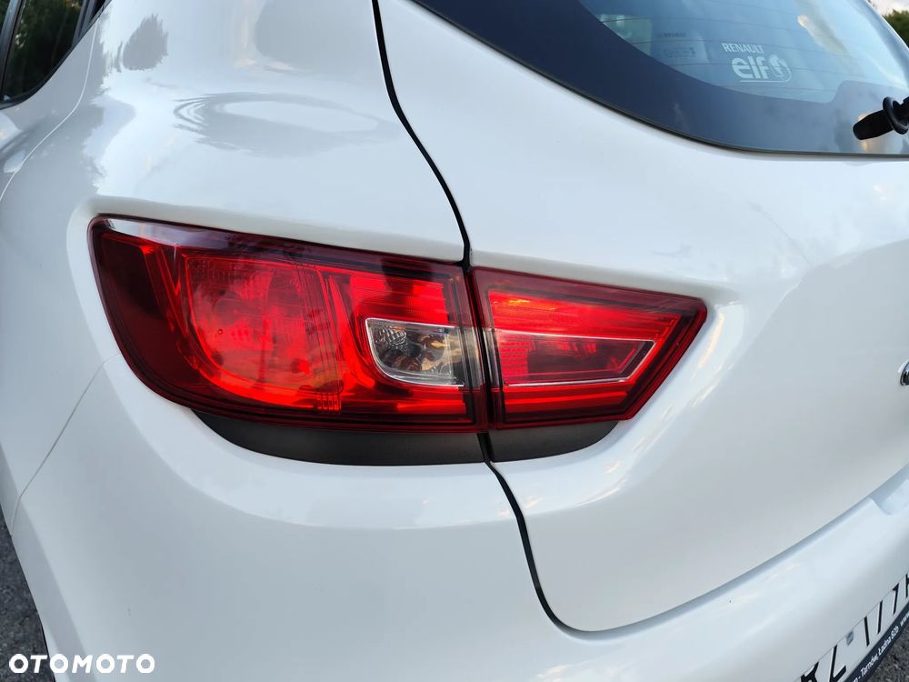 Renault Clio - 10