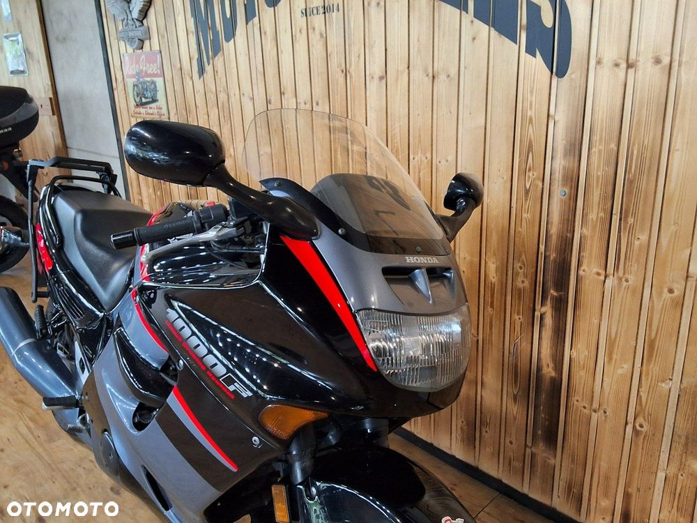 Honda CBR - 15