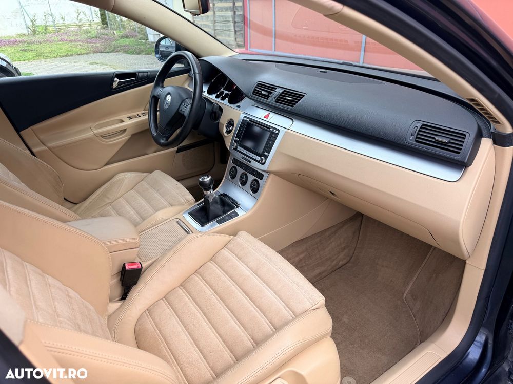 Volkswagen Passat 2.0 TDI DPF 4Motion Highline - 8