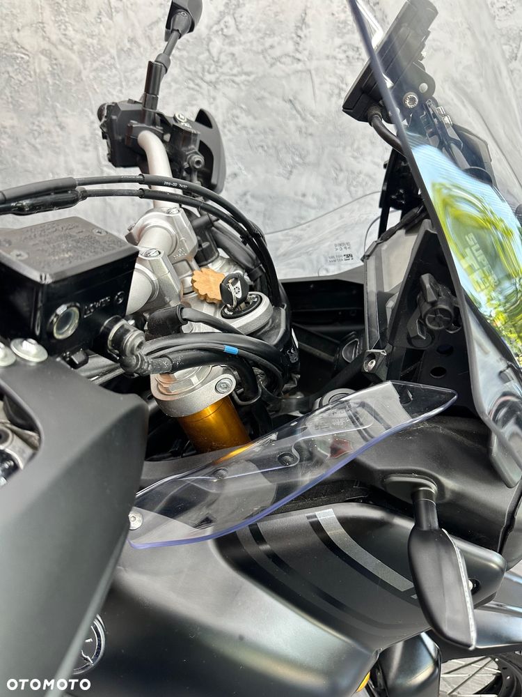 Yamaha Super Tenere - 31