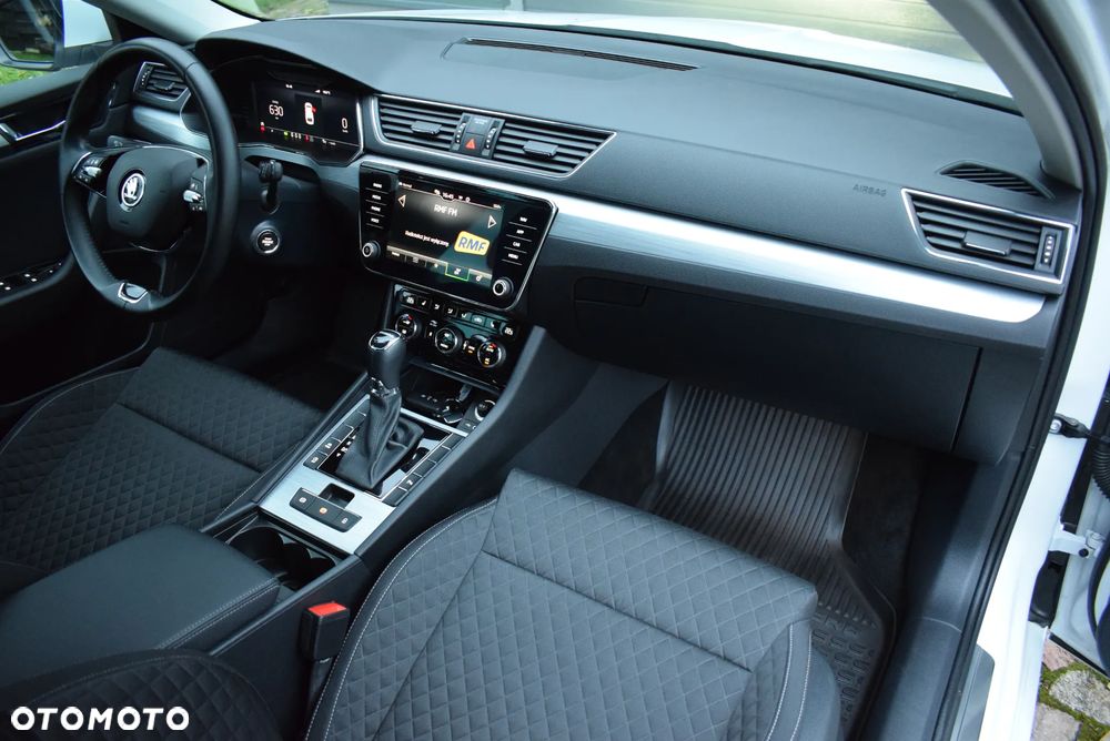 Skoda Superb - 34