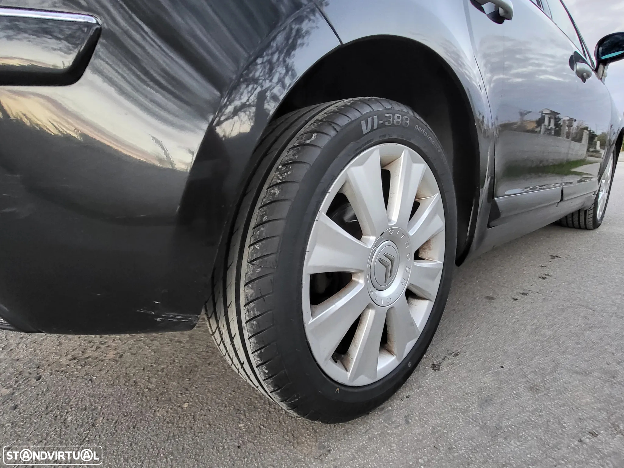 Citroën C4 1.6 HDi 110 VTR Pack - 16