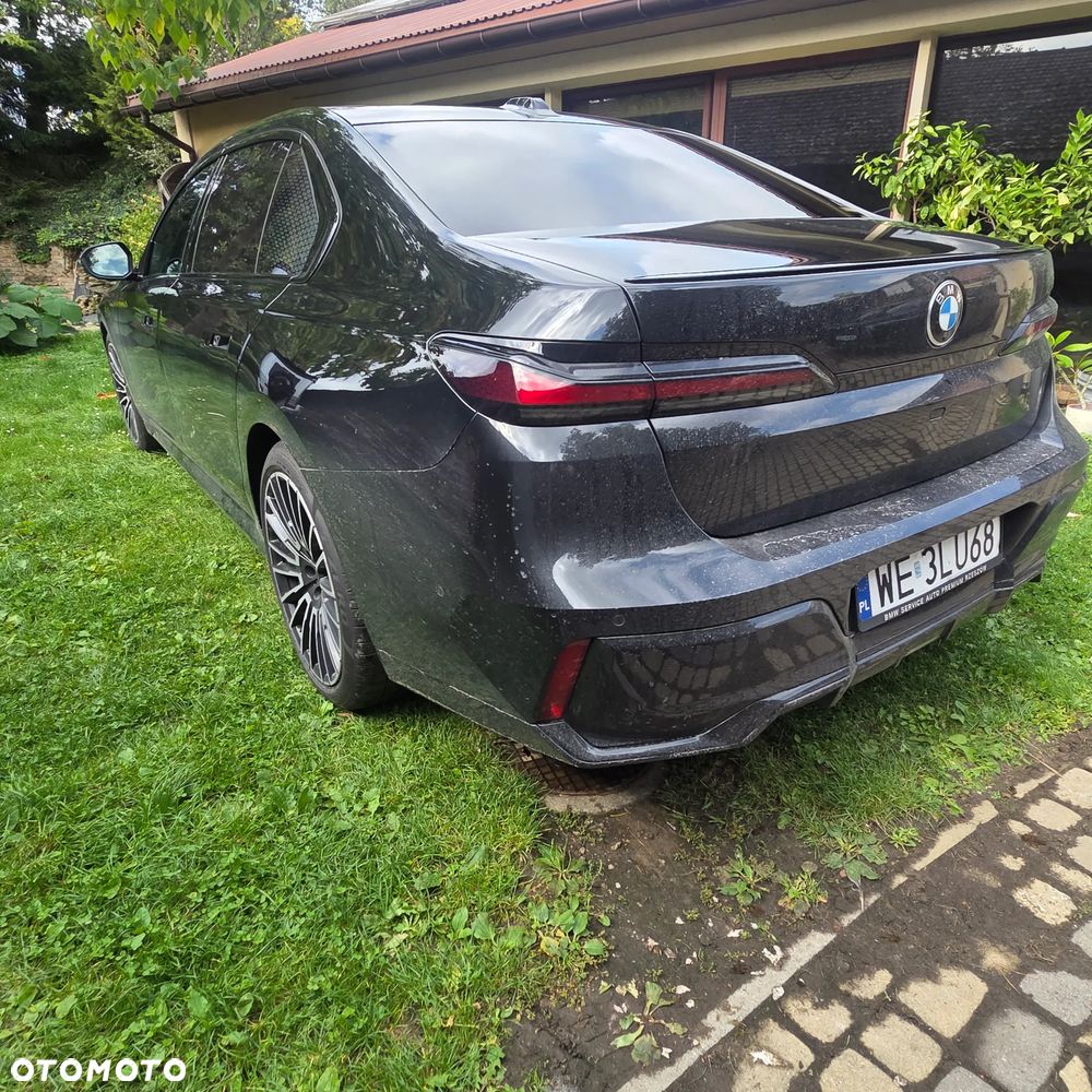 BMW Seria 7 740d xDrive mHEV Individual Edition sport - 7