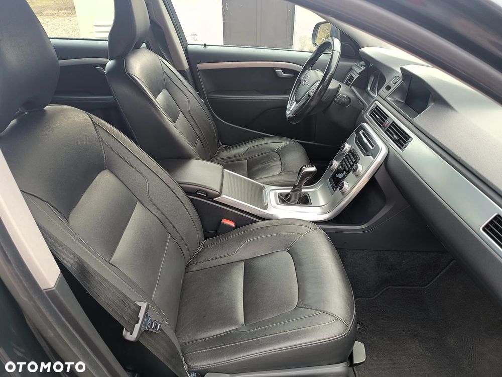 Volvo V70 D4 Summum - 19