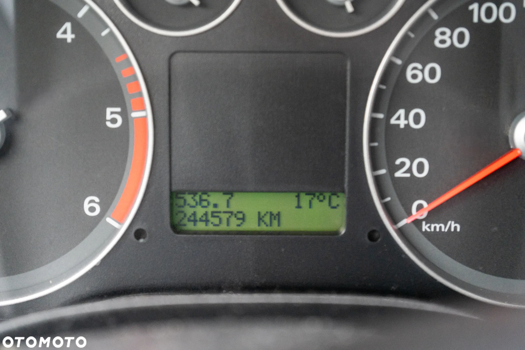 Ford C-MAX 1.6 TDCi Ambiente - 8