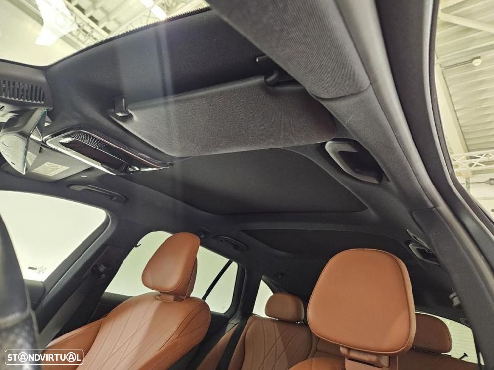 Mercedes-Benz C 300 e AMG Line - 13