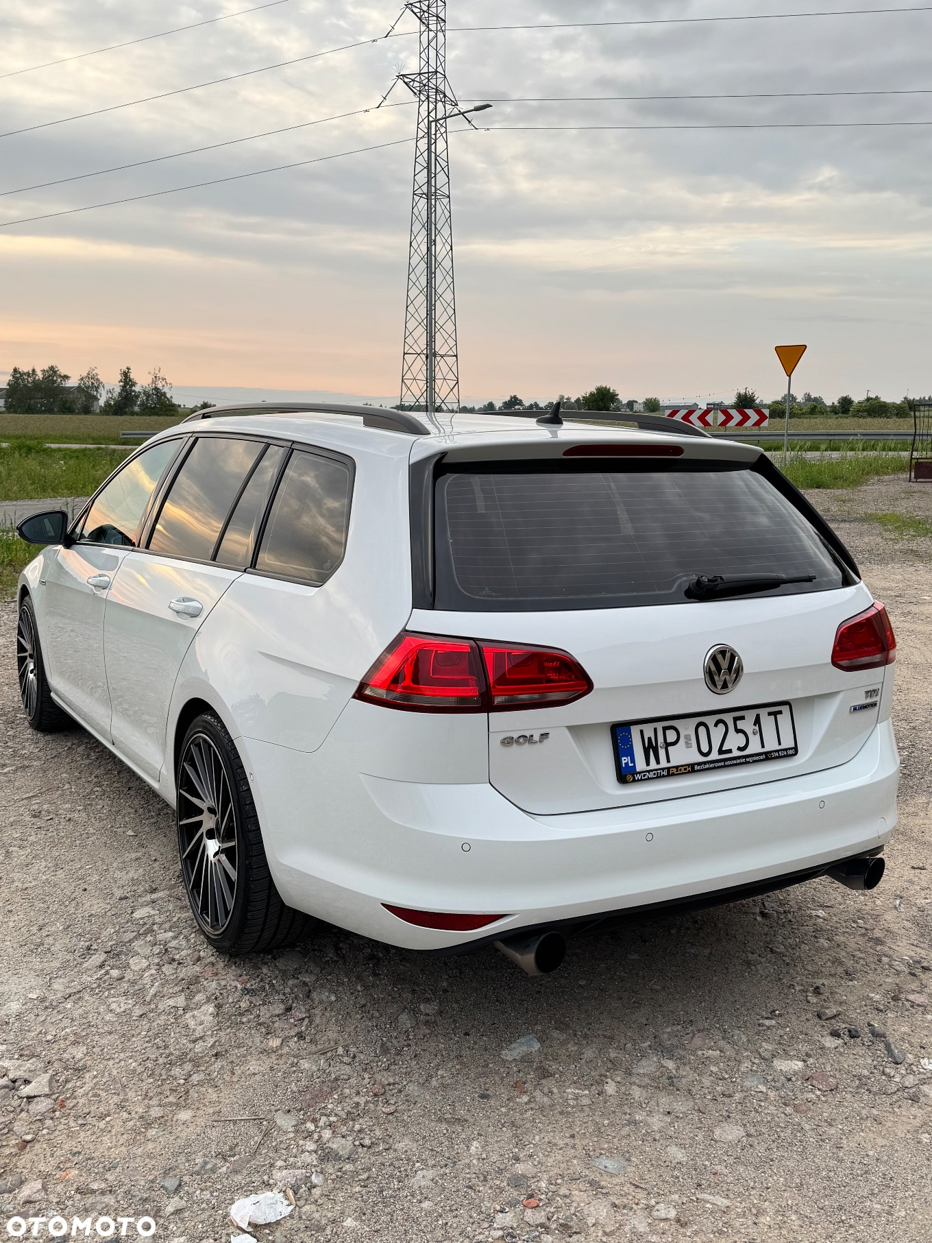 Volkswagen Golf 1.6 BlueTDI Comfortline - 11