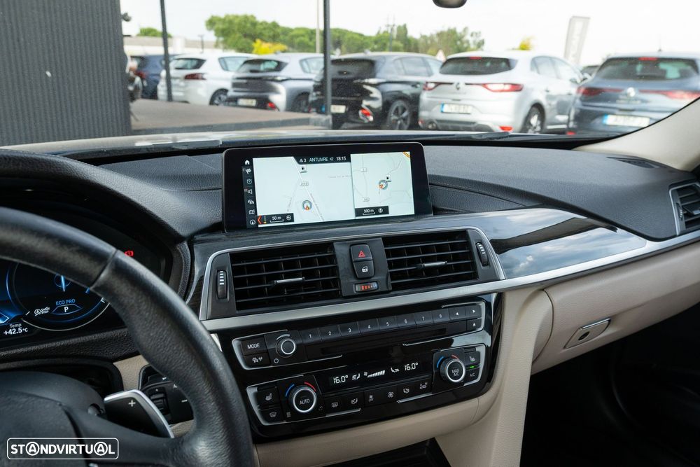 BMW 320 d ED Line Luxury Auto - 18