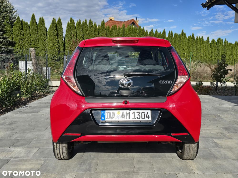 Toyota Aygo x-clusiv - 6