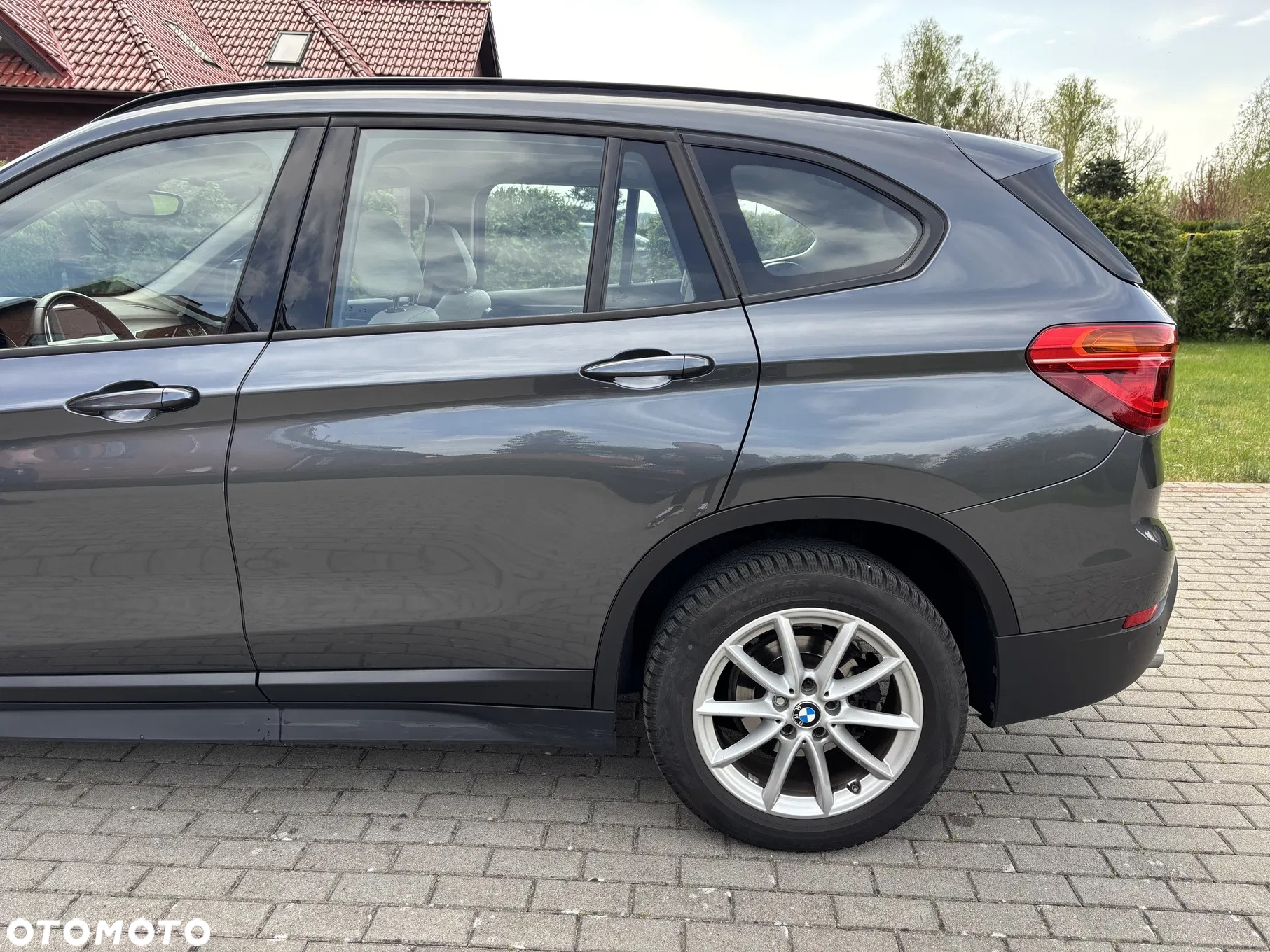 BMW X1 sDrive18i Advantage - 9