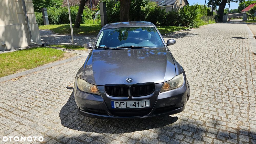 BMW Seria 3 318d - 5