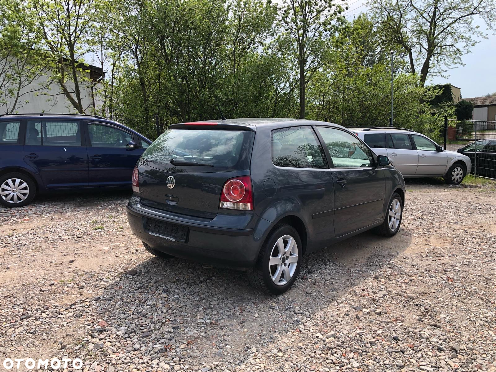 Volkswagen Polo 1.4 16V Sportline - 3