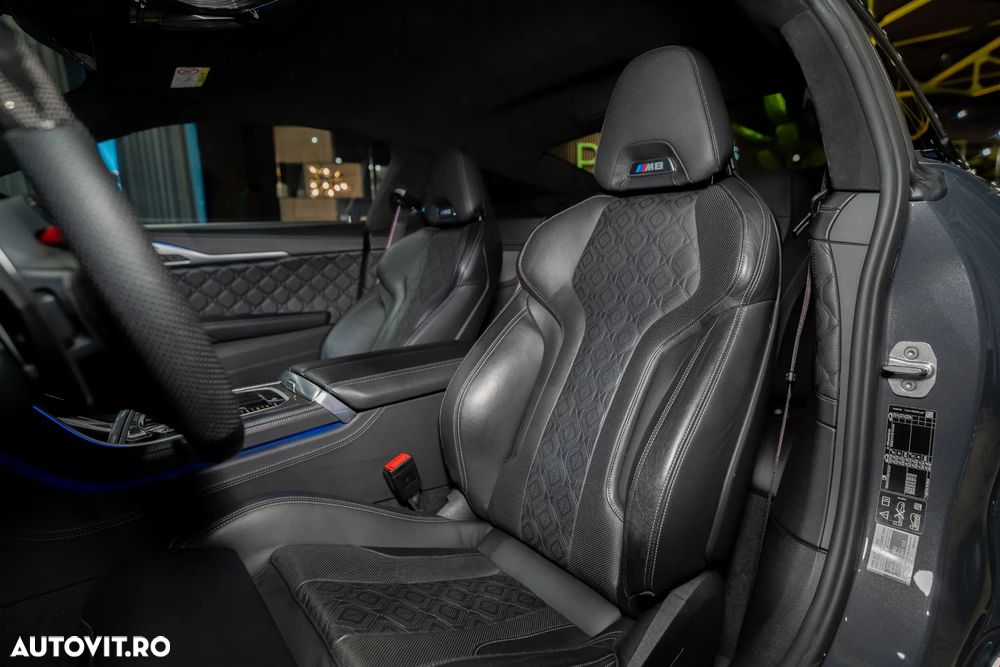 BMW M8 Competition - 28