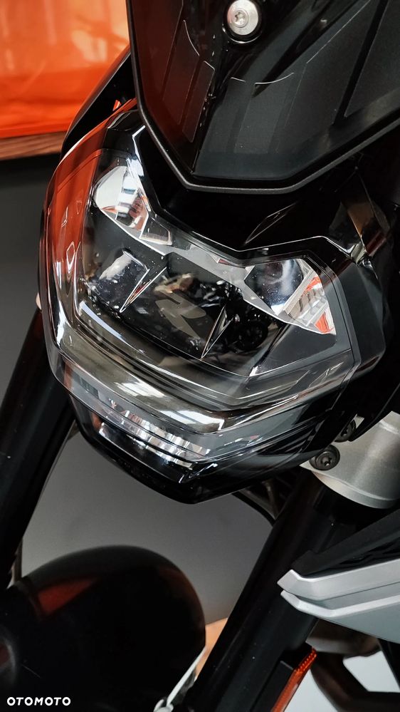 BMW R - 18