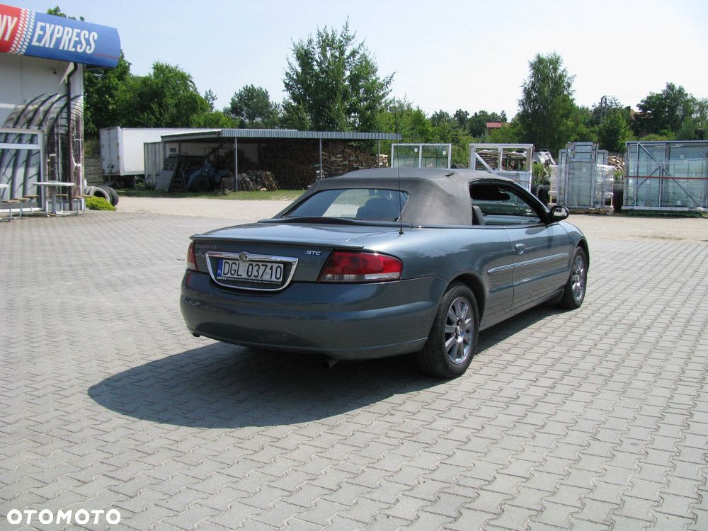 Chrysler Sebring - 5